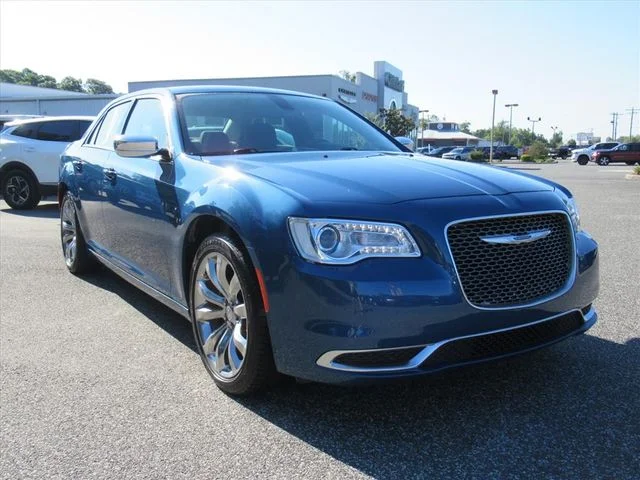 Used 2021  Chrysler Touring image 2