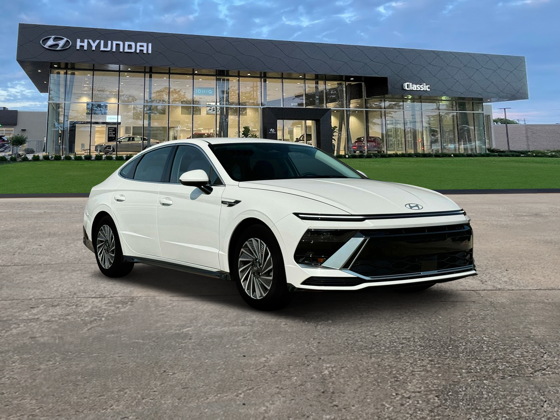 2025 Hyundai Sonata Hybrid SEL - Photo 11