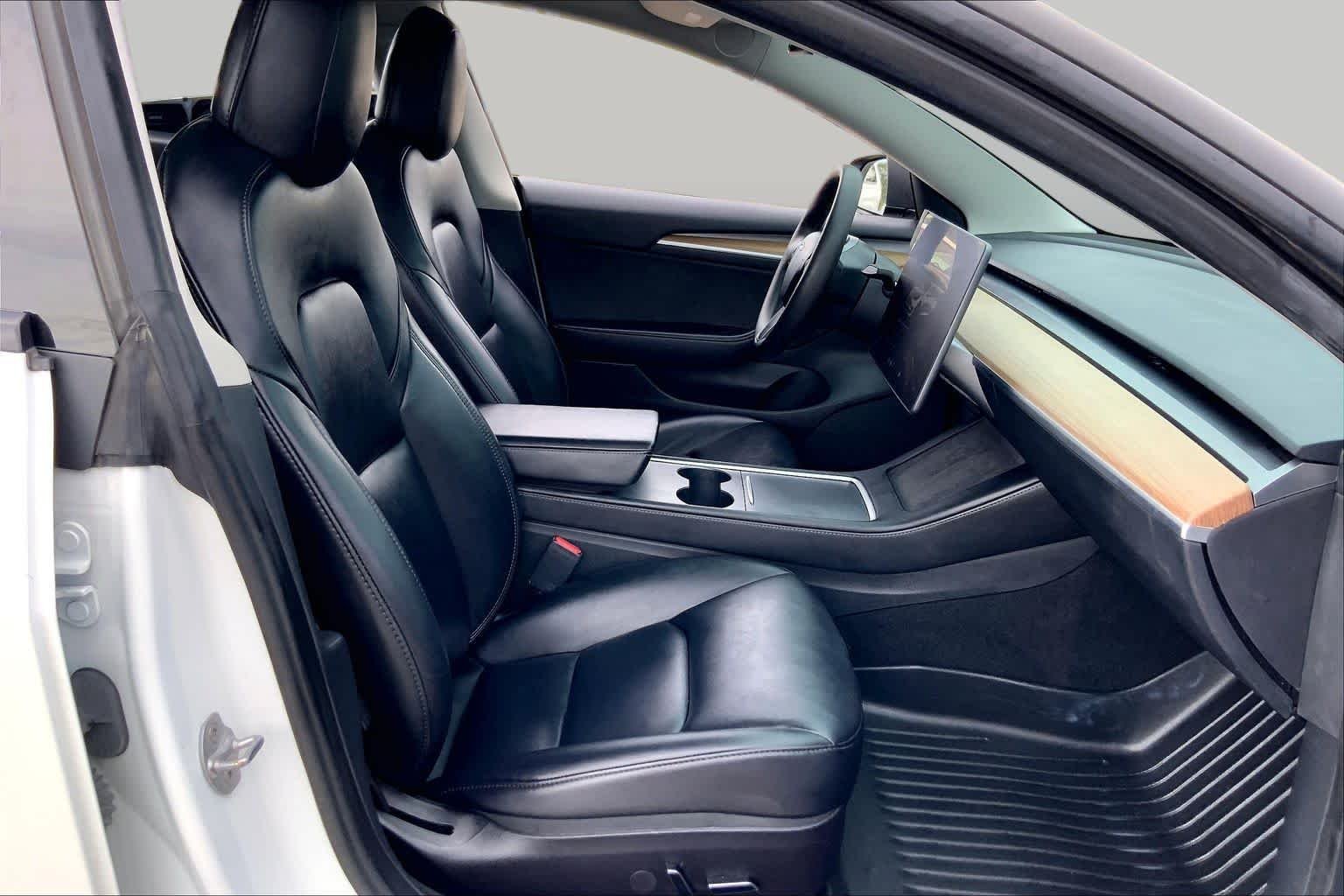 Used 2023 Pearl White Multi-Coat Tesla  image 8