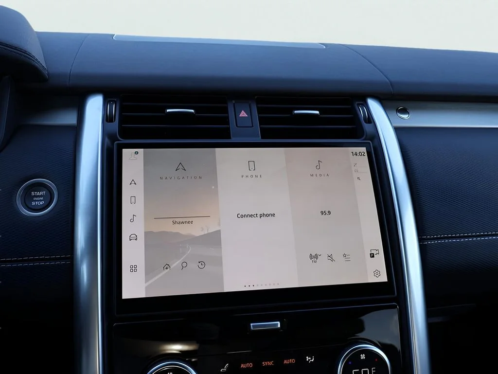 New 2026 Carpathian Grey Land Rover  image 23