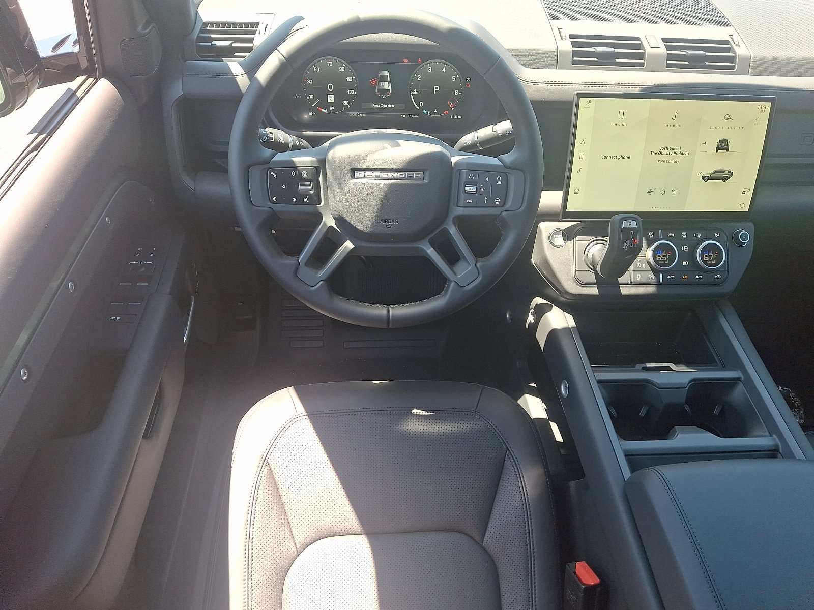 New 2026 Woolstone Green Land Rover X-Dynamic SE image 6