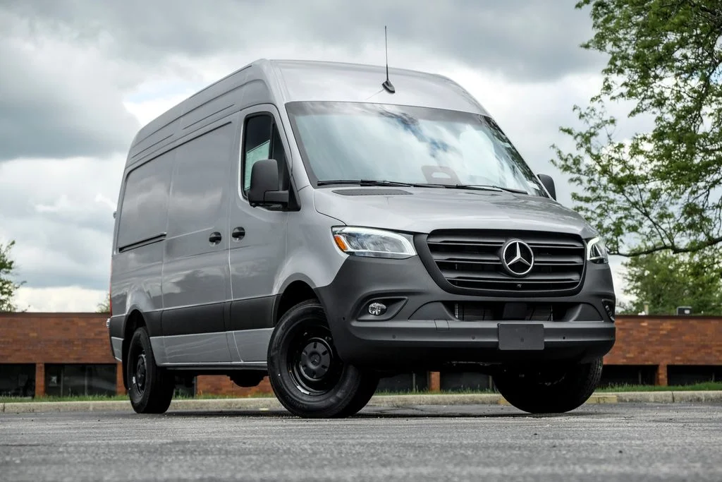 New 2026 high-tech silver metallic Mercedes-Benz Cargo 144 WB image 1