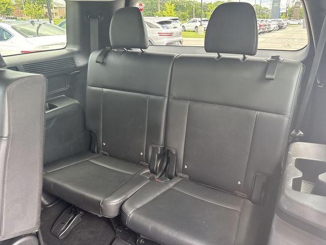 Certified Used 2025 Blue Hyundai SEL image 22