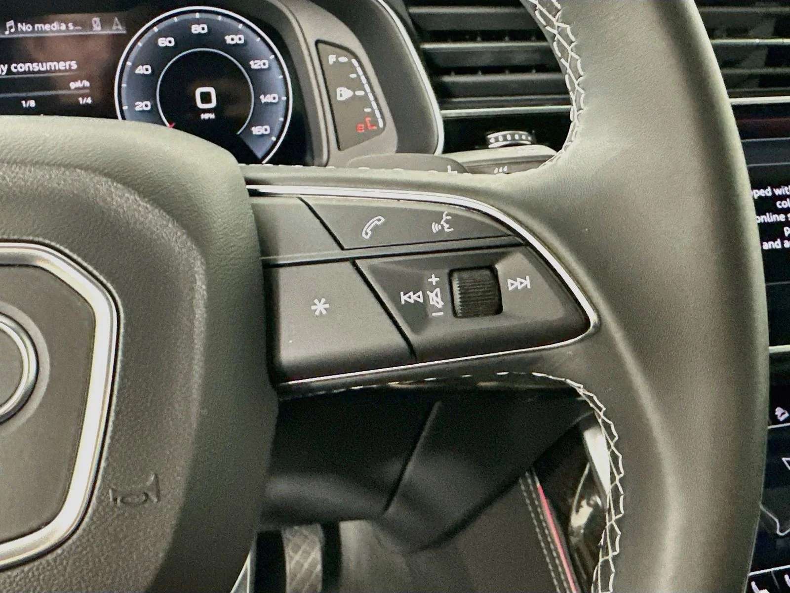 Used 2026 White Audi  image 19