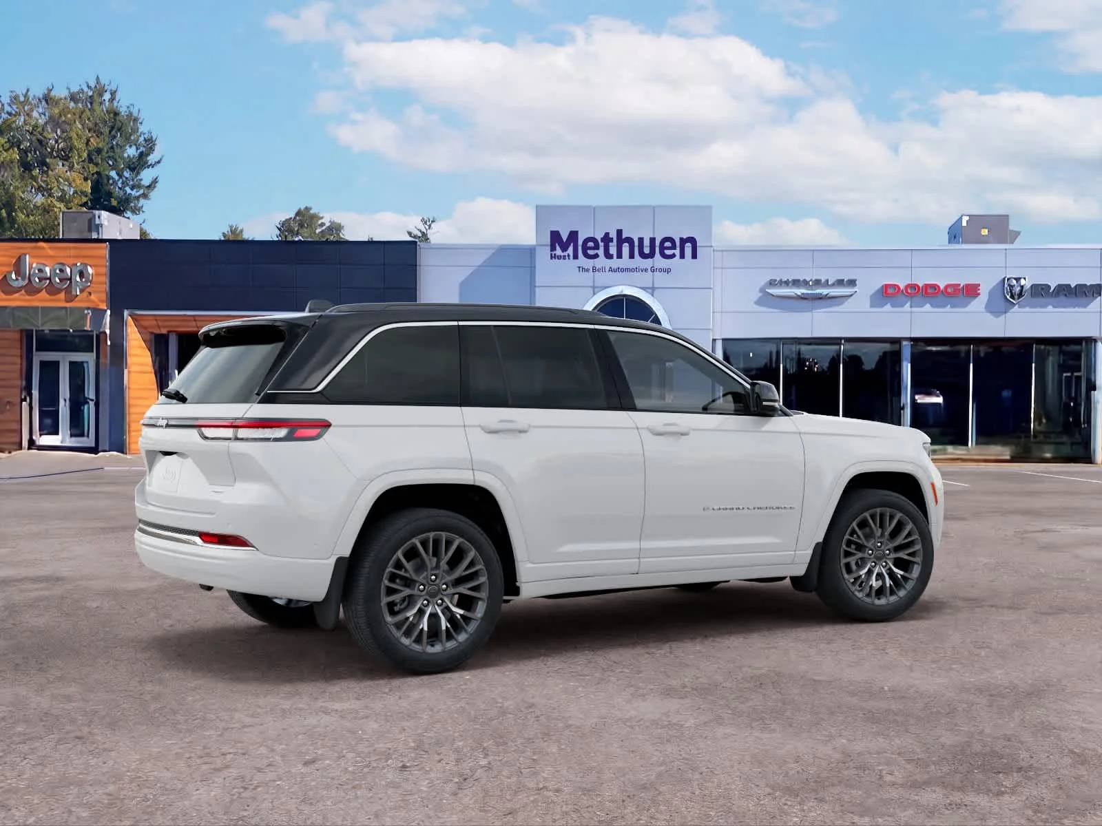 New 2027 Bright White Clearcoat Jeep Summit image 4