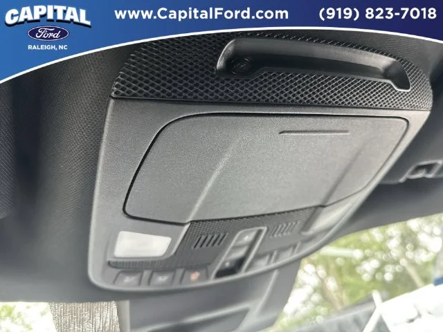 Used 2021 Silver Ford XLT image 33