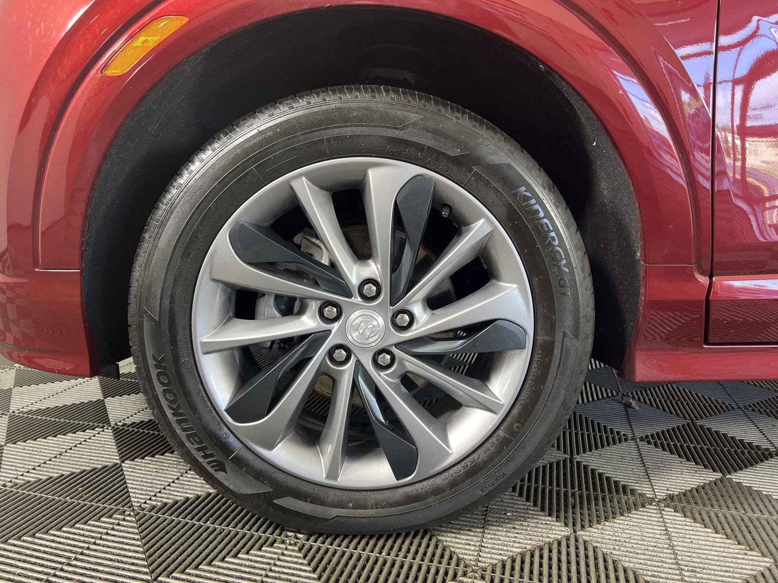 Used 2023 Cinnabar Metallic Buick Select image 30