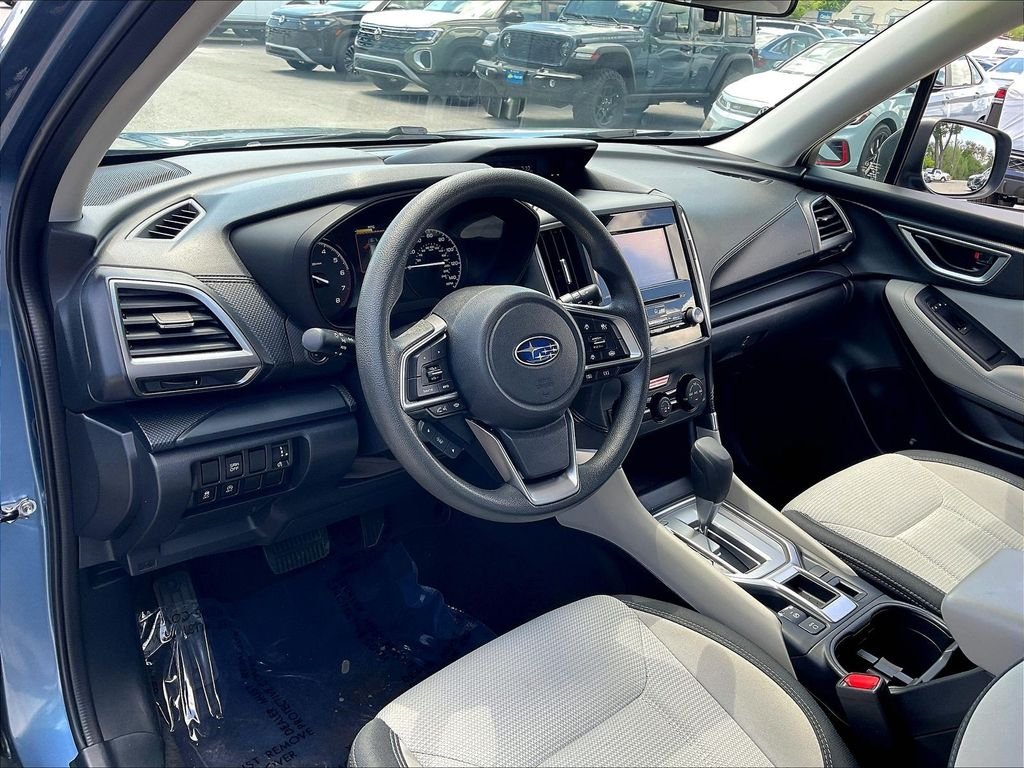 Used 2022 Horizon Blue Pearl Subaru Base image 8