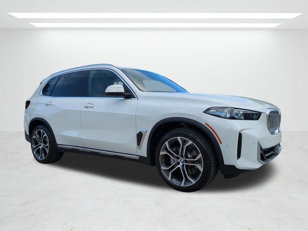 New 2026 Alpine White BMW xDrive40i image 2