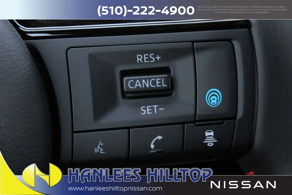 2025 Nissan Kicks SR - Photo 25