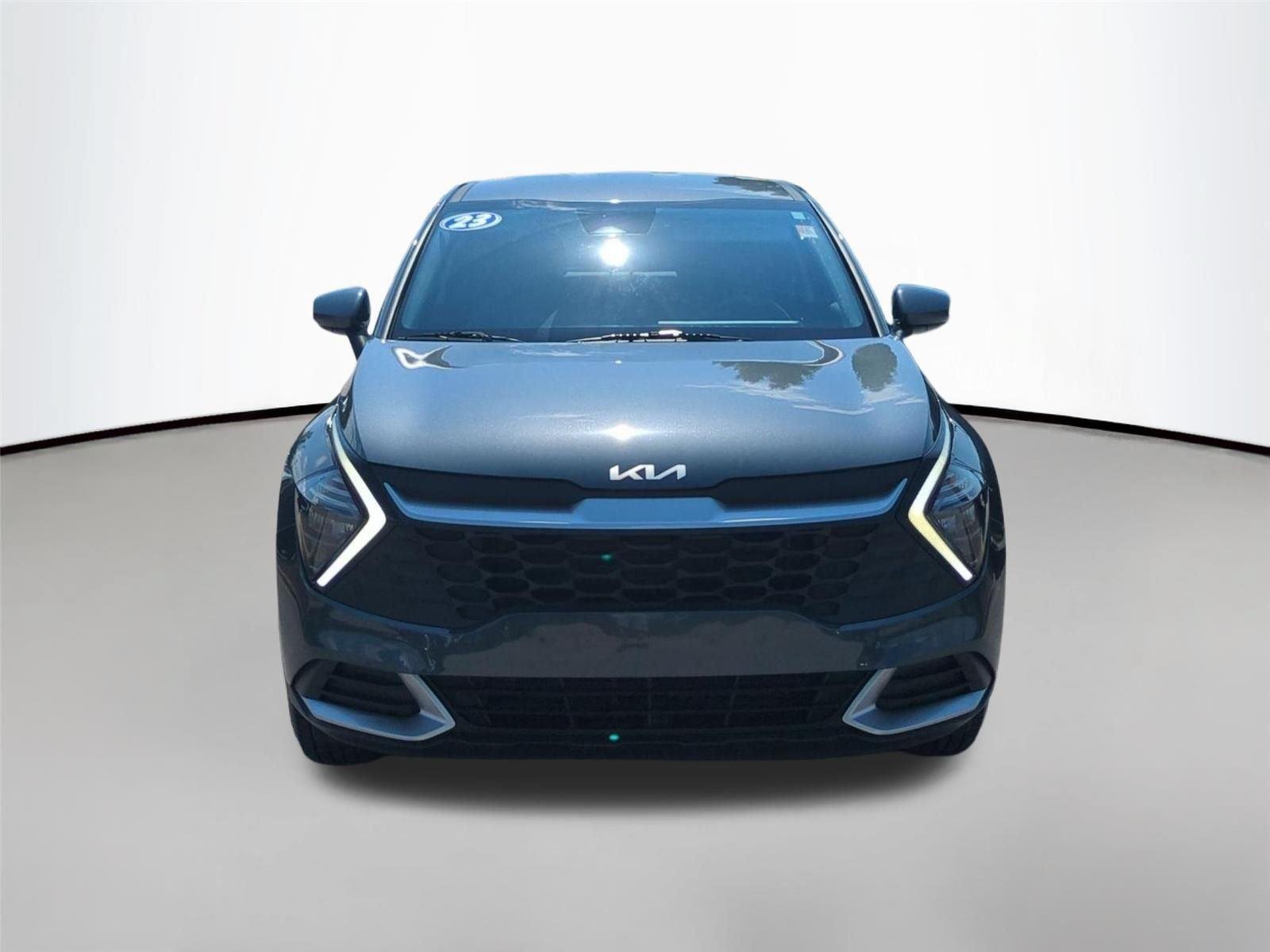 Used 2023 Gravity Gray Kia LX image 8