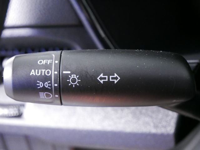 Certified Used 2025  Honda EX image 28
