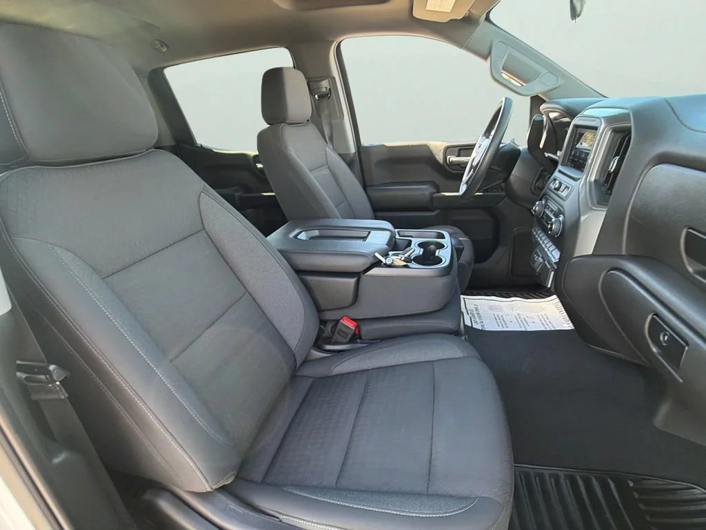 Used 2024 Summit White Chevrolet Custom image 32