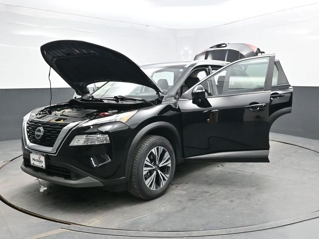 Used 2023 Black Nissan SV image 36
