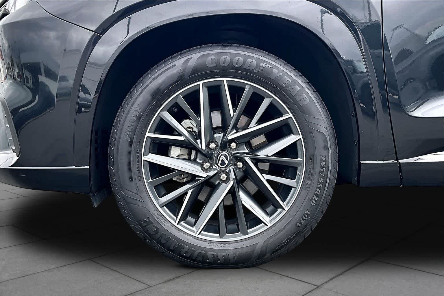 Certified Used 2025 Caviar Lexus  image 10