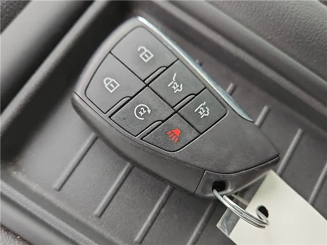 Used 2024 Green Chevrolet LT 4x4 image 21
