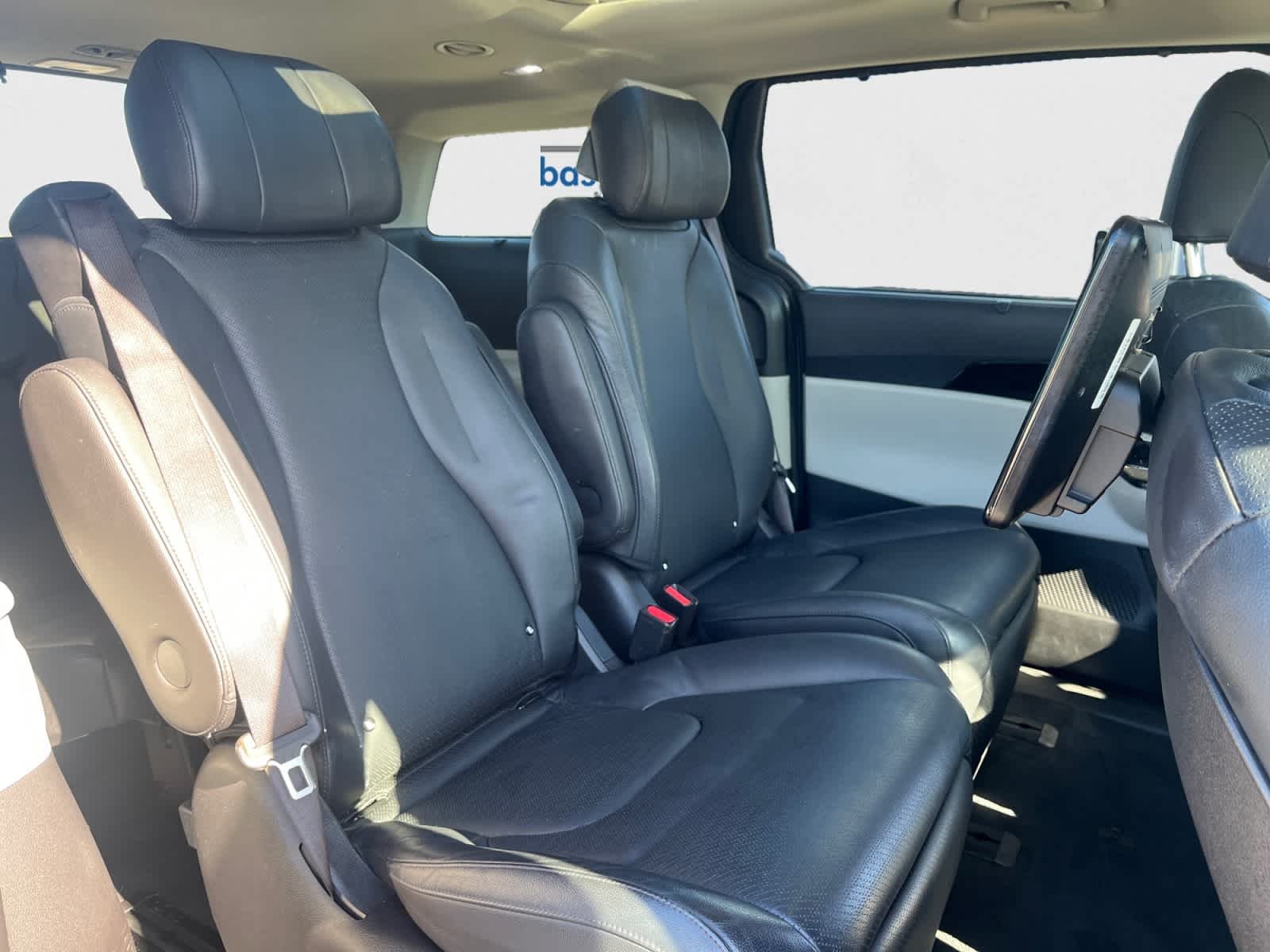 Used 2022 Astra Blue Kia SX Prestige image 21