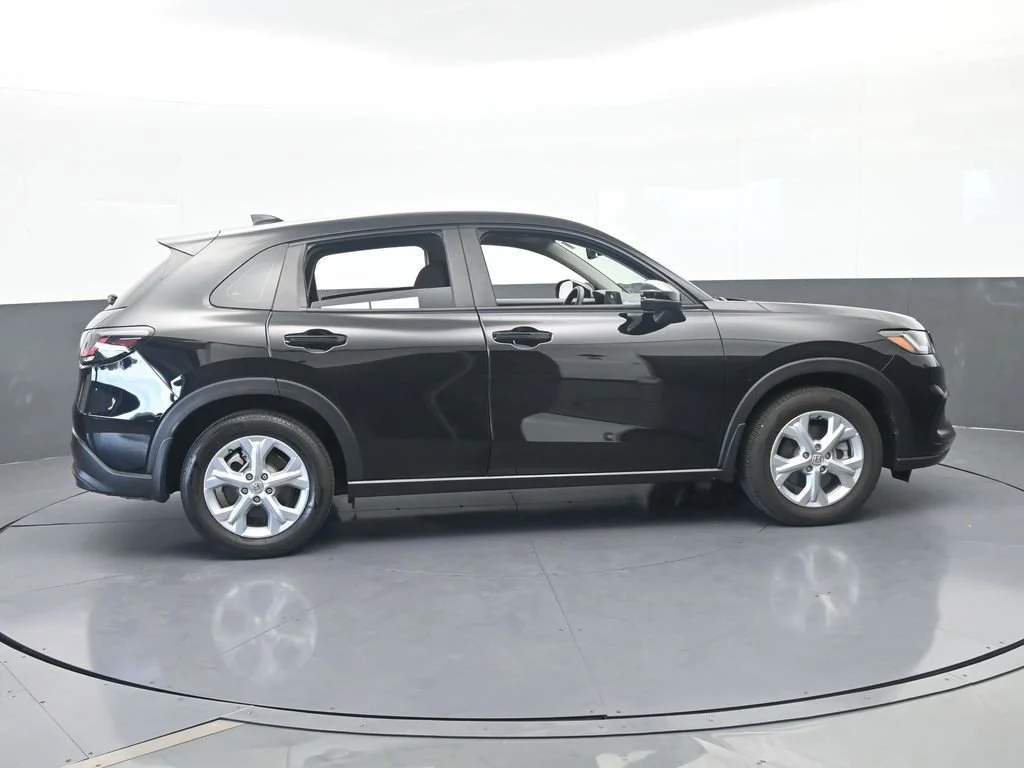 Used 2025 Black Honda LX image 7