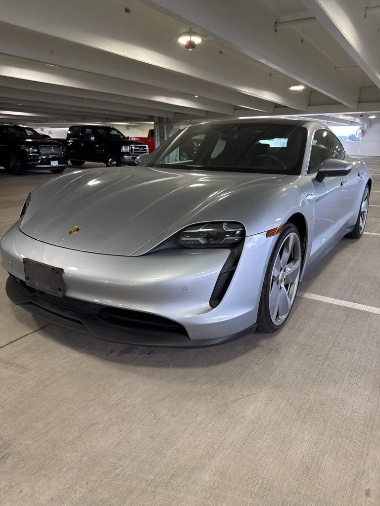2020 Porsche Taycan 4S's photo