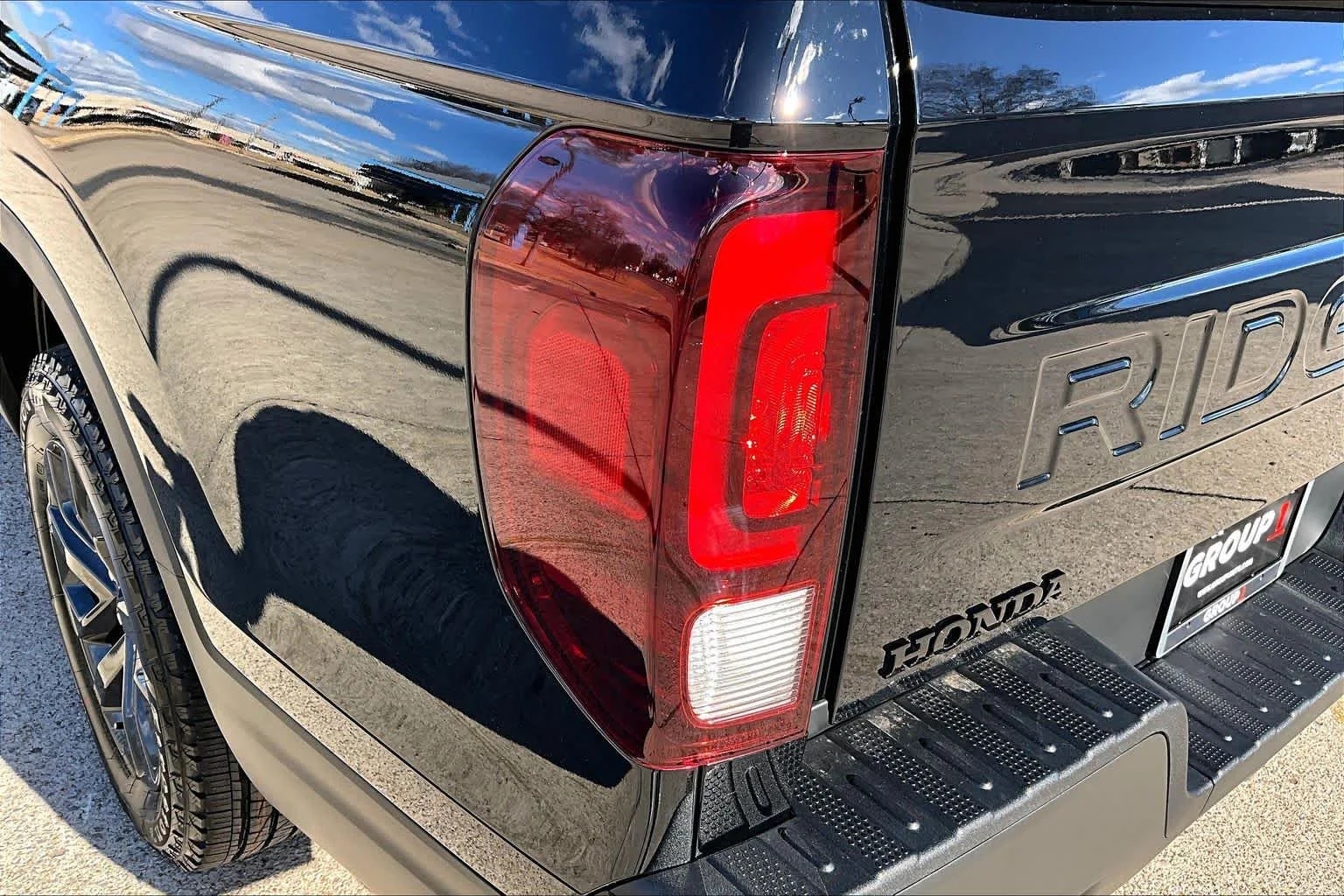 2026 Honda Ridgeline Sport - Photo 14