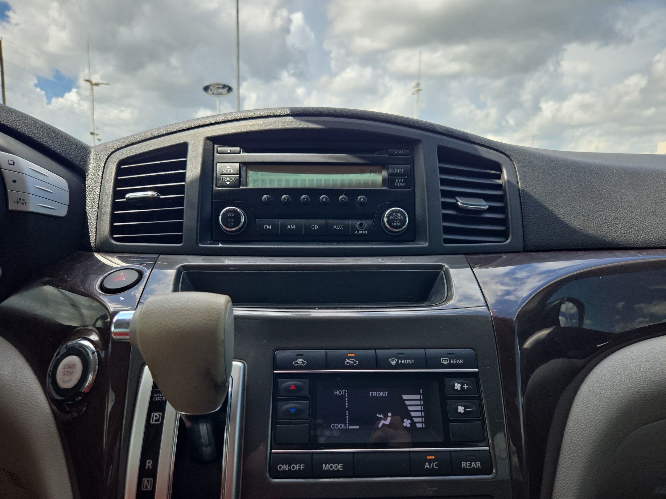 Used 2015 Super Black Nissan 3.5 S image 17
