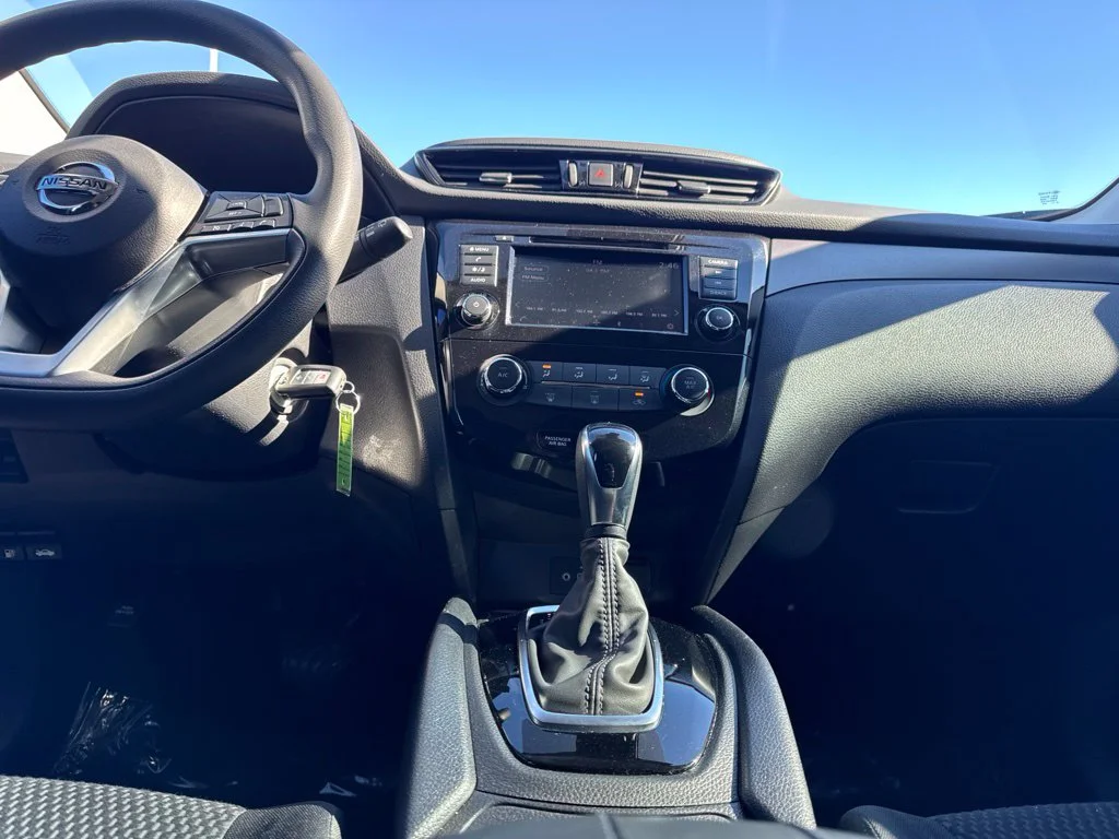 Used 2021 Gray Nissan S image 13