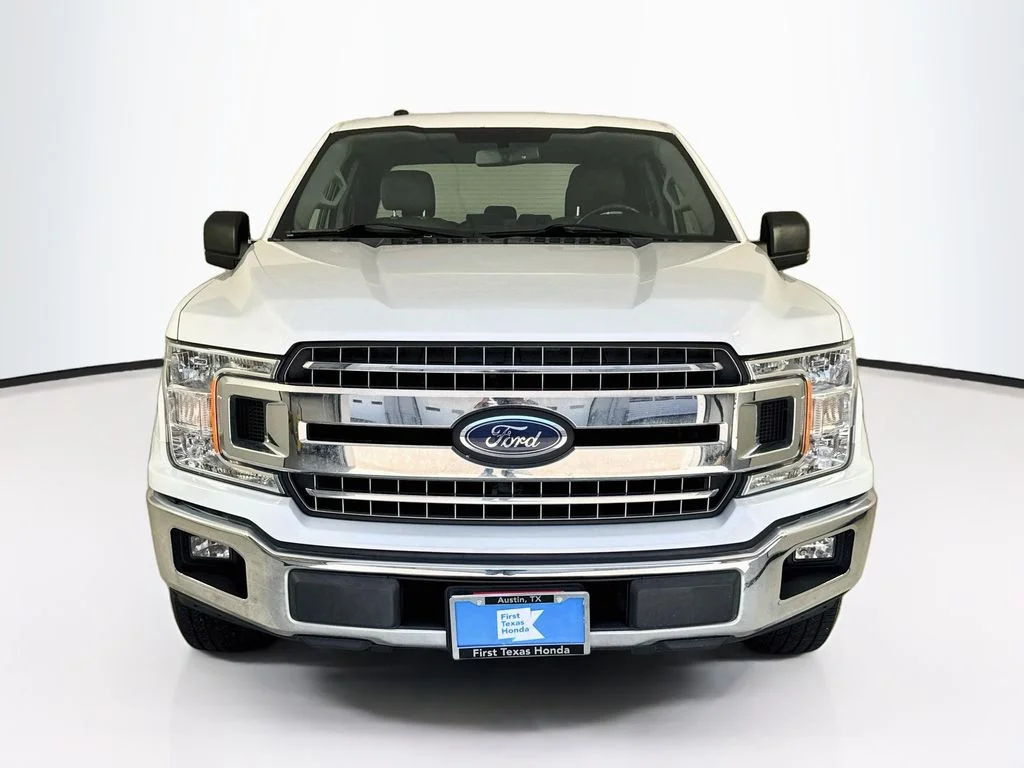 Used 2018 Oxford White Ford XLT image 2