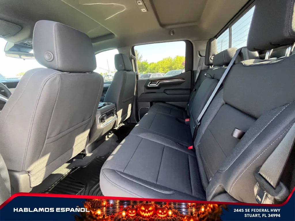 New 2026 Sterling Metallic GMC Elevation image 12