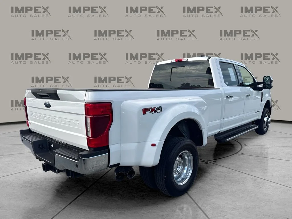 Used 2021 White Ford Lariat image 3