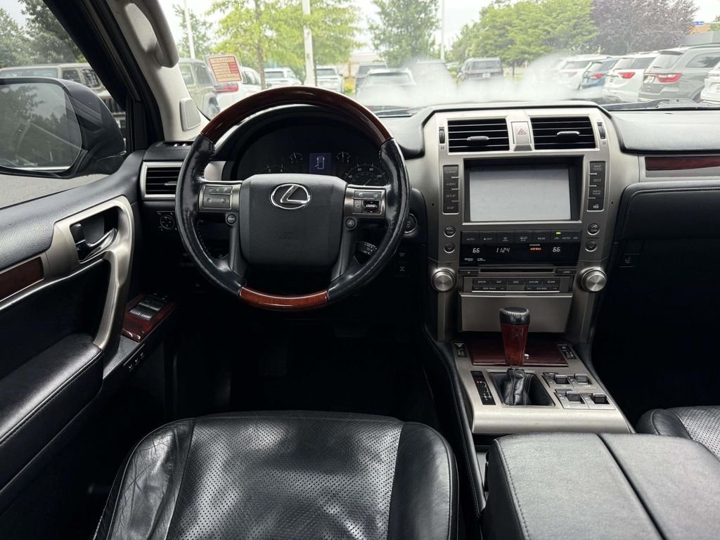 Used 2011 Black Lexus 460 Premium image 18