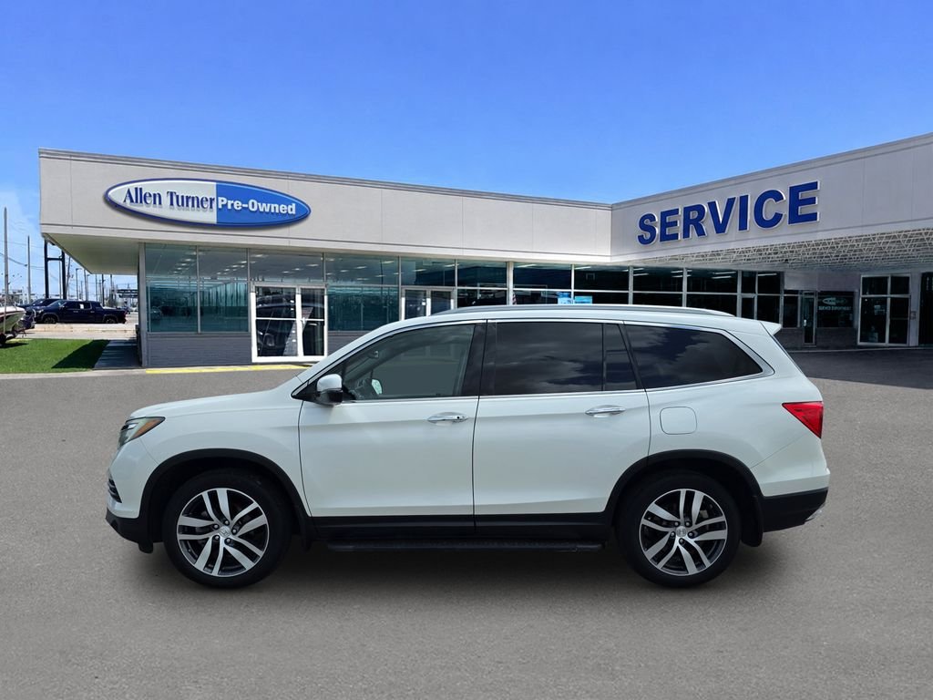 Used 2017 White Diamond Pearl Honda Elite image 5