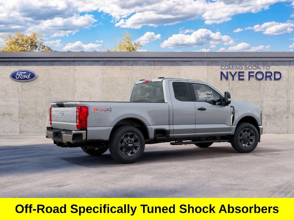 New 2027 Iconic Silver Metallic Ford F-250® XLT image 7