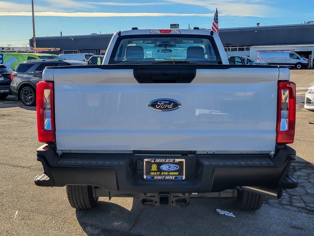 New 2026 Oxford White Ford XL image 6