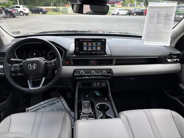 Used 2024  Honda Touring image 30