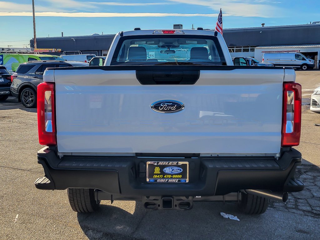 New 2026 Oxford White Ford XL image 7