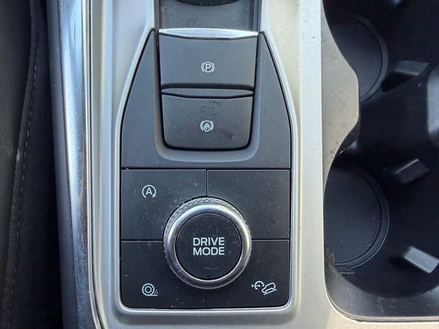 Certified Used 2024 White Ford XLT image 25