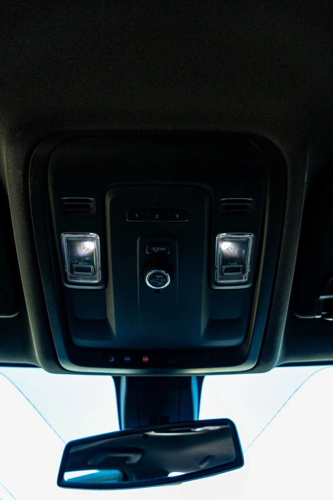 Used 2021 Gray Chevrolet LT image 18