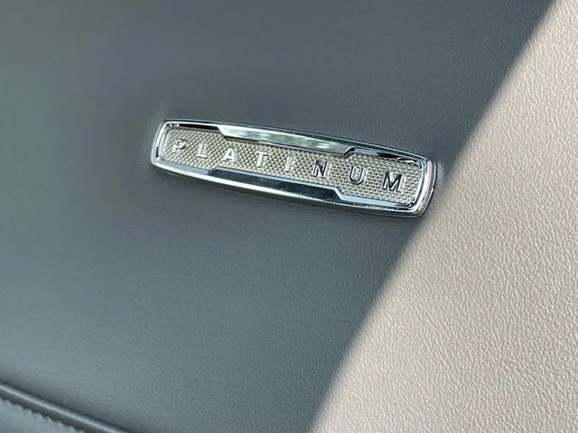New 2027 Star White Metallic Tri-Coat Ford MAX Platinum image 22