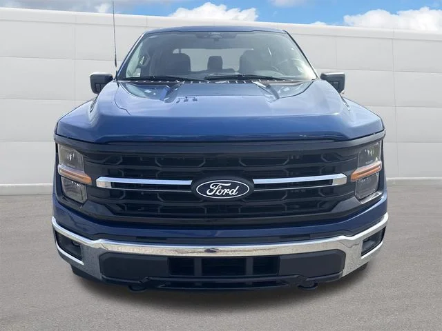 Used 2025 Blue Ford XLT image 15