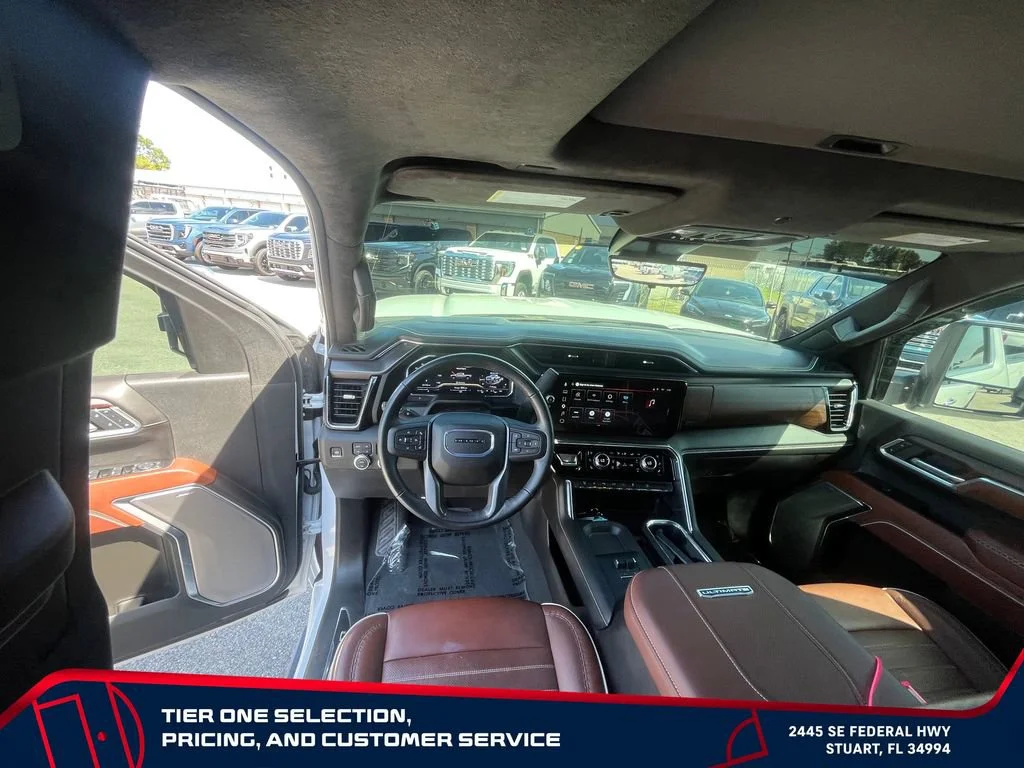Used 2024 White Frost Tricoat GMC Denali Ultimate image 29