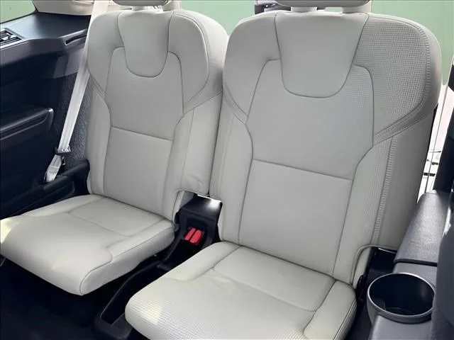 Used 2020 Silver Volvo T6 Inscription image 13