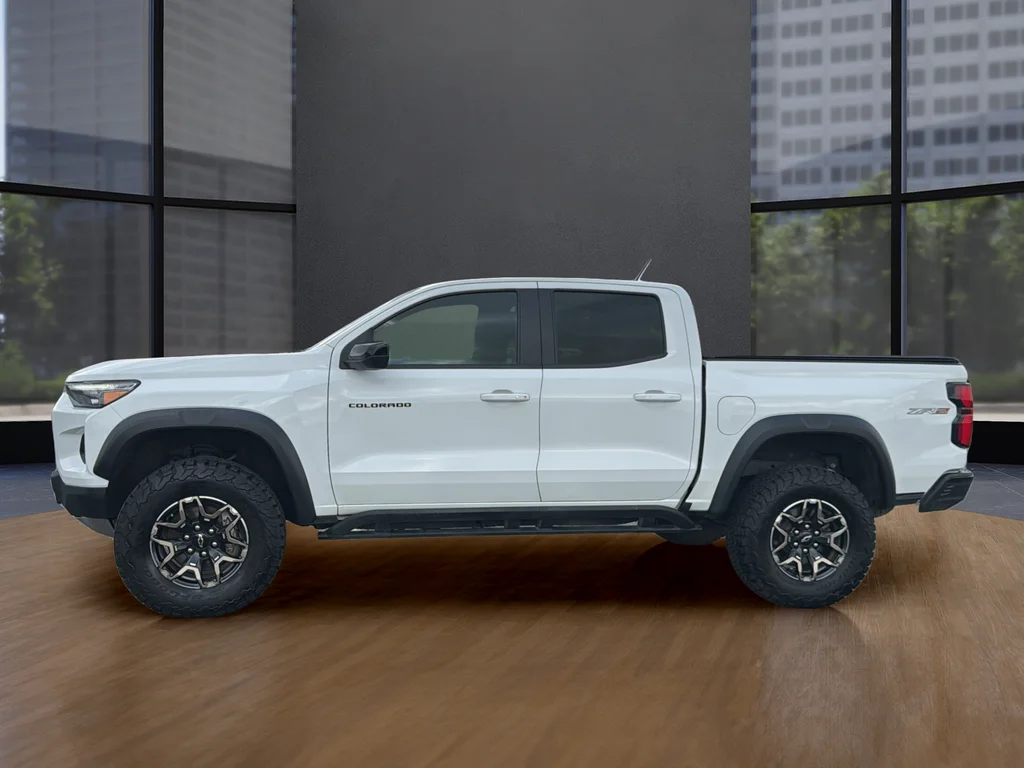 Used 2023 White Chevrolet ZR2 image 13