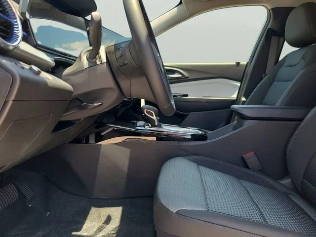 New 2026 Summit White Chevrolet LT image 23