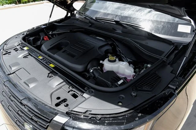 New 2026 Black Land Rover SE image 60