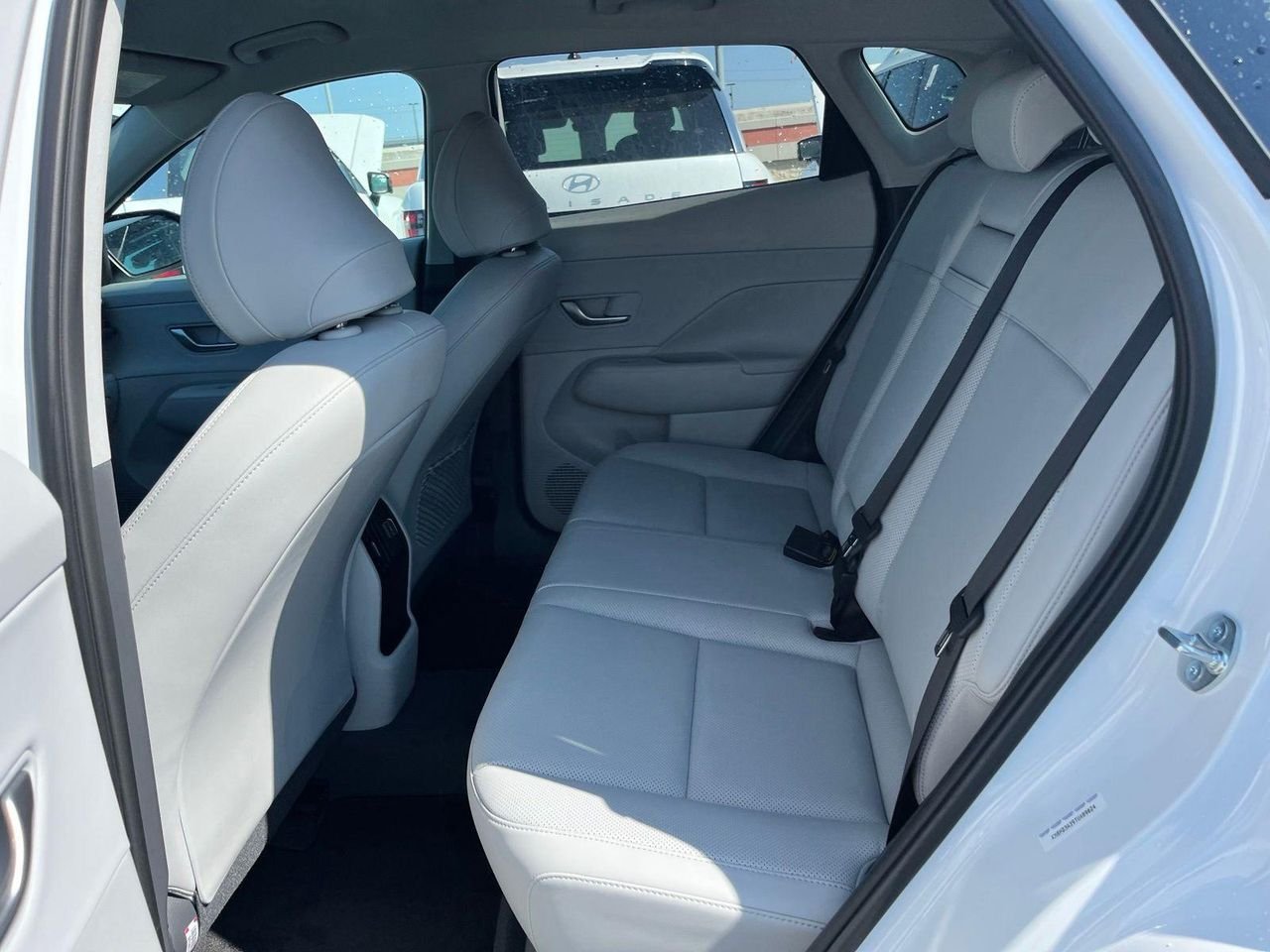 New 2026 White Hyundai SEL Premium FWD image 17