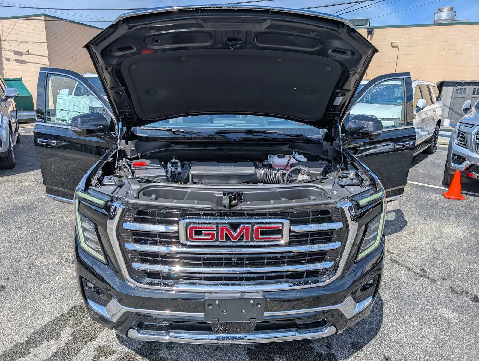 2026 GMC Yukon XL Elevation - Photo 11