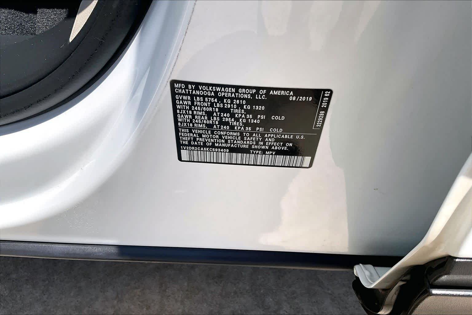 Used 2019 Pure White Volkswagen 3.6L V6 SE image 34