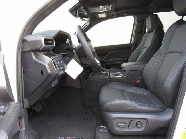 2025 Toyota 4Runner TRD Off-Road Premium - Photo 11