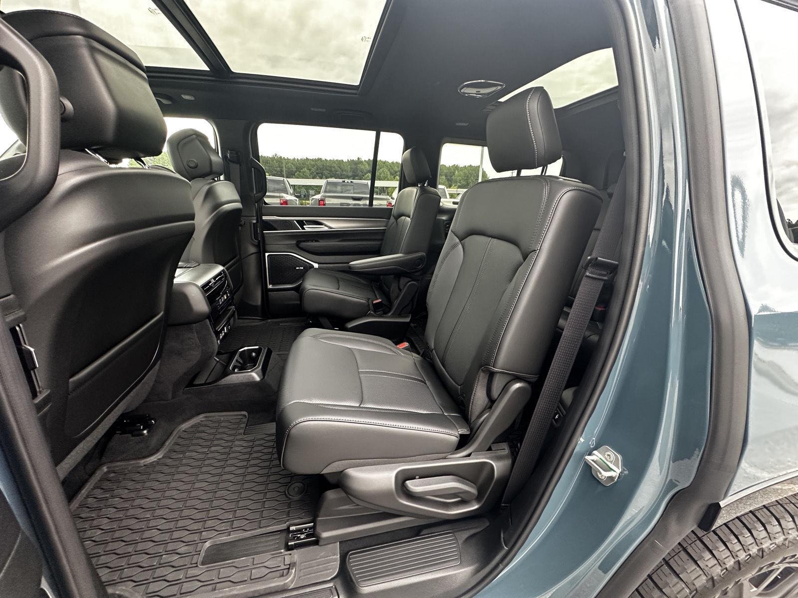 New 2026 Steel Blue Jeep Upland image 10