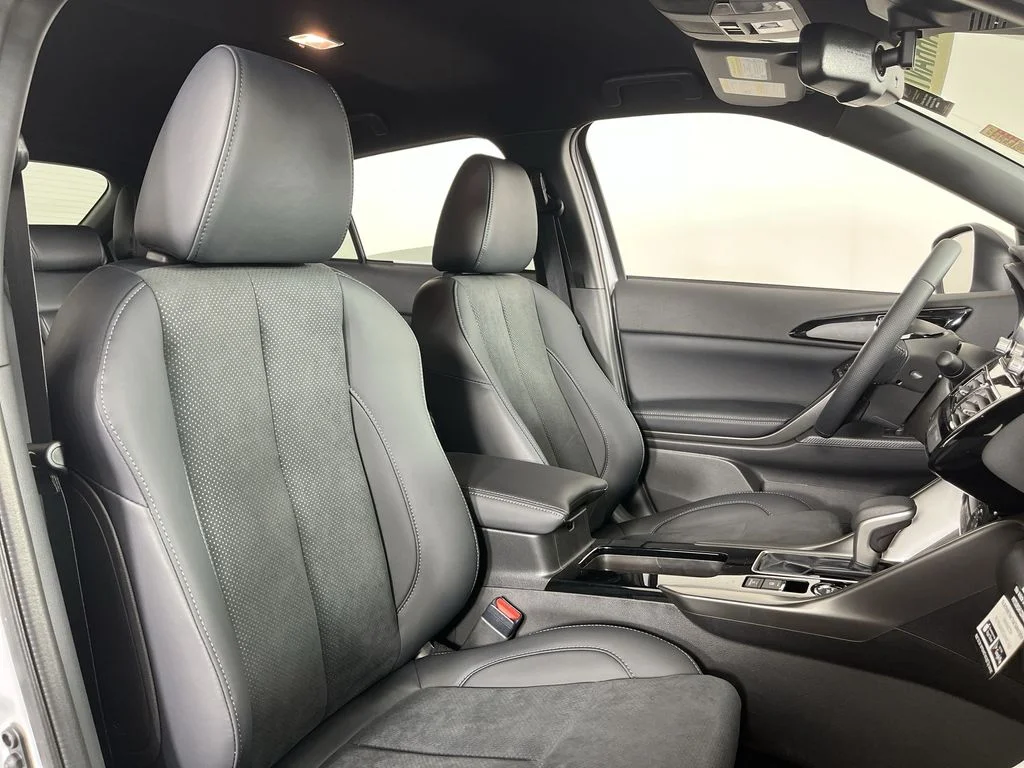New 2025 White Mitsubishi BLACK EDITION 1.5T S-AWC image 25